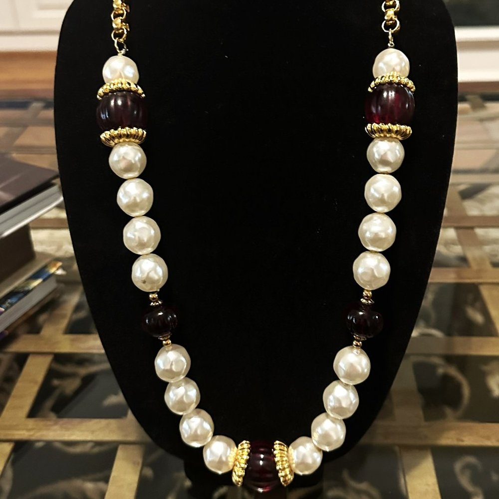 Vintage White Pearl and Burgundy Stone Necklace 30"